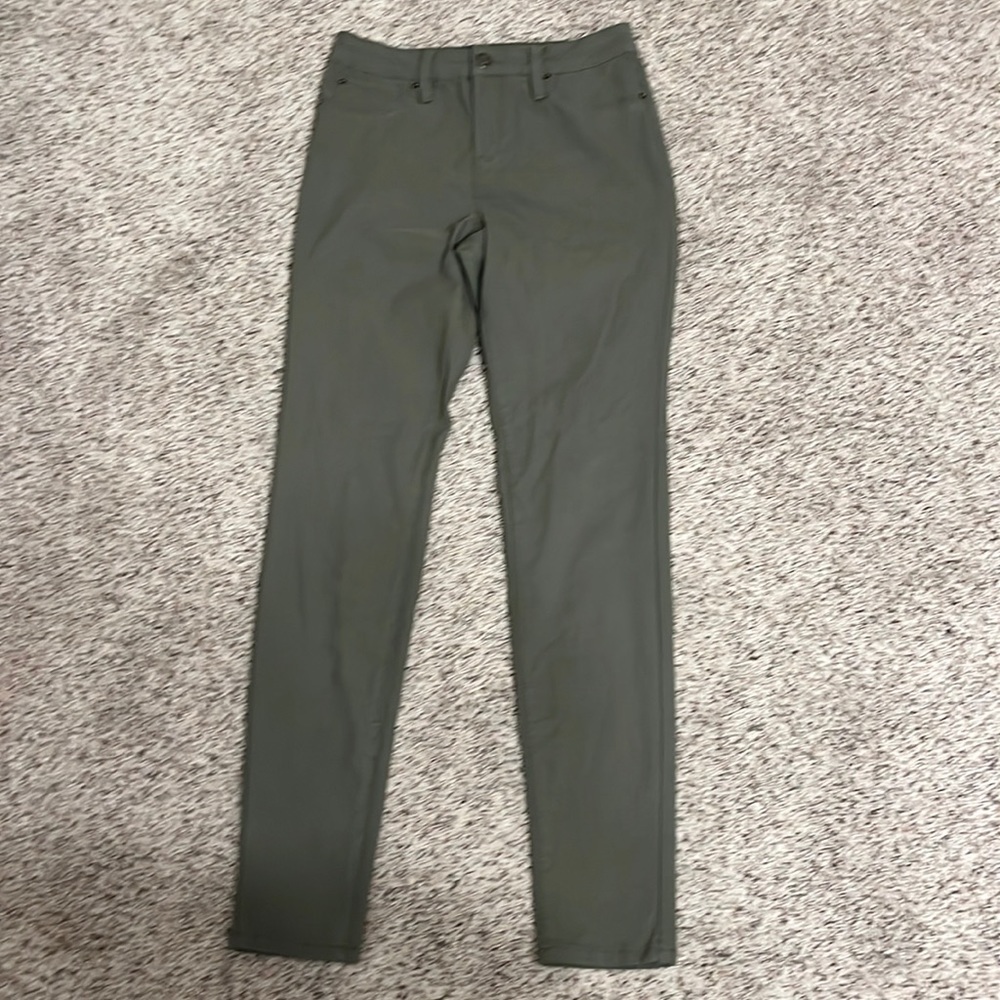 green skinny small jeans